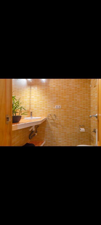 Centrico Apartamento Apartment Гранада Екстериор снимка